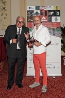 46_Platinum-Gomez-e-Mortisia-Premio-Agora